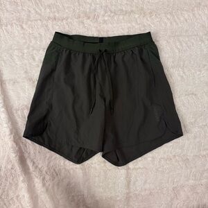 Saucony Women’s Running Shorts | Size Small | Green | NWOT